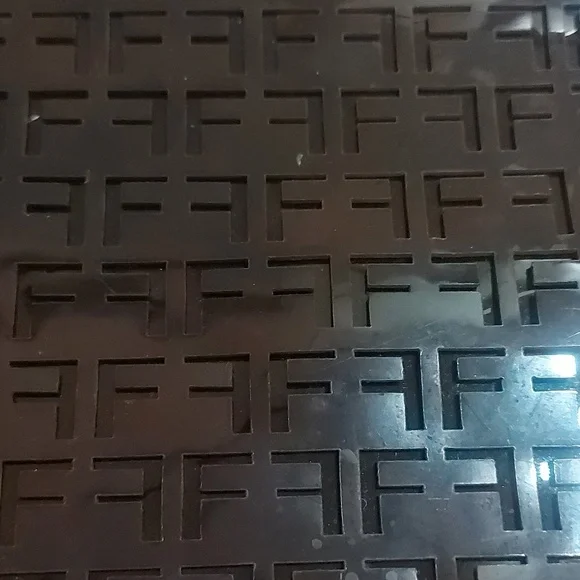 🦋 3/$30 Filorga plastic monogram case - Picture 2 of 4